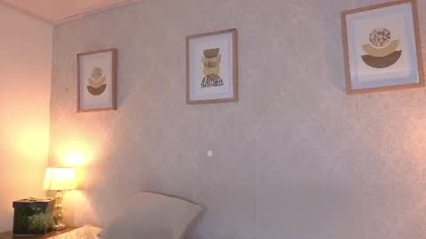 veesimons_dh online show from August 7, 7:36 pm