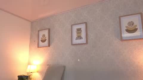 veesimons_dh online show from August 8, 7:36 pm
