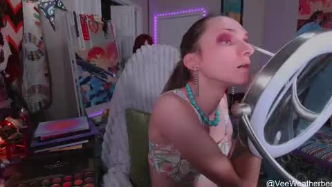 Violet Weatherbee online show from July 31, 11:21 pm