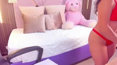 Vela Elixe online show from September 8, 5:53 pm