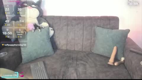 velmoon online show from August 6, 6:18 pm