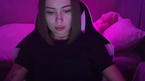 velour_myst online show from July 20, 5:38 pm