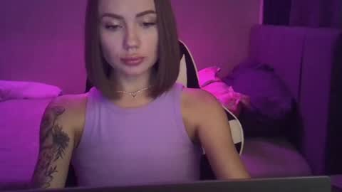 velour_myst online show from August 12, 3:25 pm