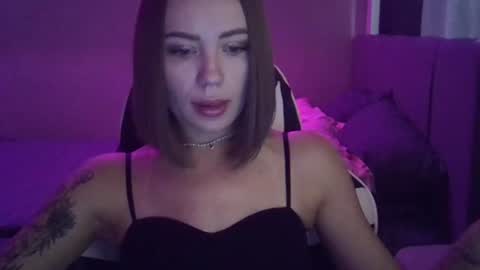 velour_myst online show from August 17, 10:53 am