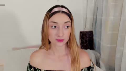 velvet_00 online show from August 3, 1:18 pm