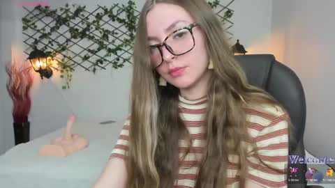 Sophi  online show from April 23, 12:25 am