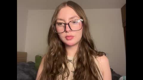 Sophi  online show from May 9, 1:08 am