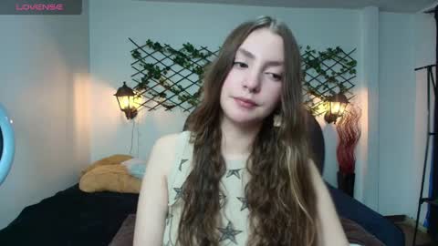 Sophi  online show from June 1, 3:26 pm