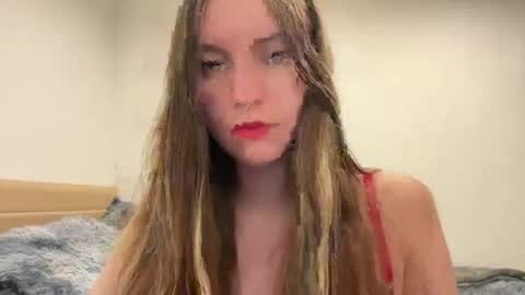 Sophi  online show from June 25, 10:35 pm