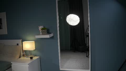 velvet_blush online show from August 12, 12:24 am