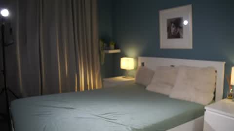 velvet_blush online show from August 13, 8:23 pm