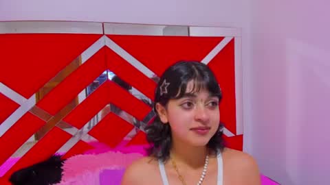 velvet_giirll online show from August 6, 2:38 pm