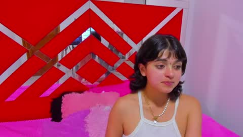 velvet_giirll online show from August 6, 7:13 pm