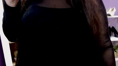 velvet gloria online show from July 29, 4:41 am