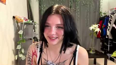 Alice online show from August 12, 9:06 pm
