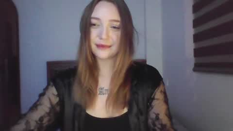 velvet_poem online show from August 27, 7:44 pm