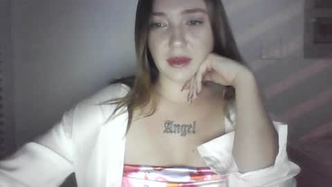 velvet_poem online show from August 30, 12:27 pm