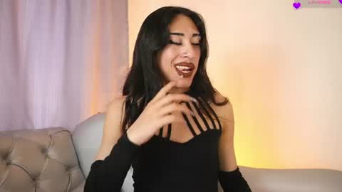 Velvet  online show from August 8, 5:02 pm