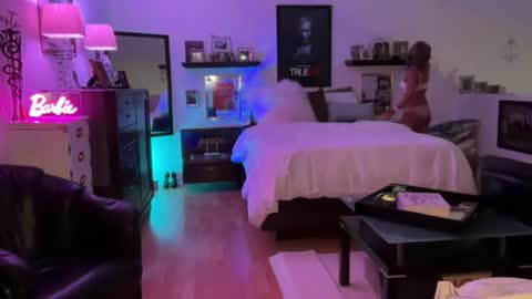 VelvetBarbie online show from August 13, 5:05 pm