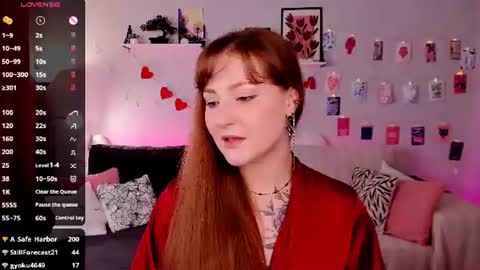 Mia online show from July 22, 12:07 pm