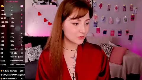 Mia online show from July 22, 2:19 pm
