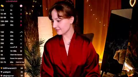 Mia online show from July 29, 10:55 am