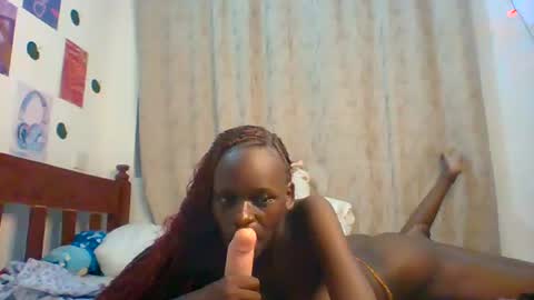 velvetdesiree online show from June 22, 3:35 pm