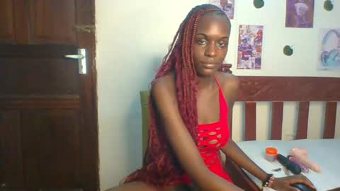 velvetdesiree online show from June 24, 2:24 am