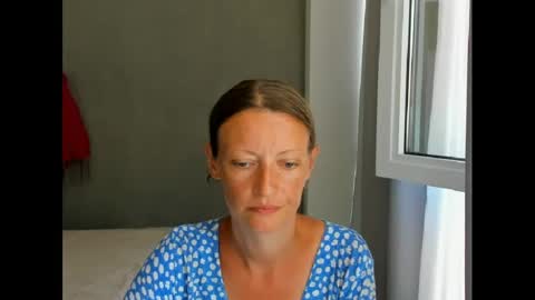 velvetzara online show from August 11, 3:58 pm