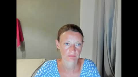 velvetzara online show from August 14, 9:40 pm