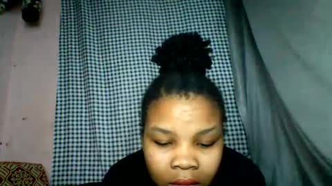 velyssa online show from August 7, 5:24 pm