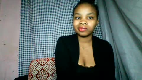 velyssa online show from August 11, 4:03 am
