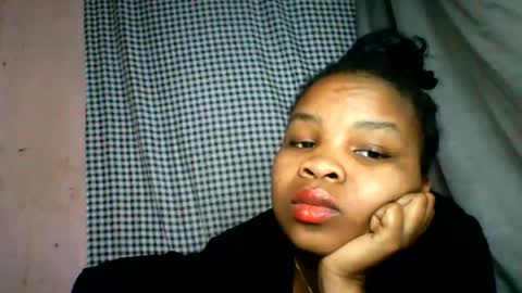velyssa online show from August 13, 9:18 pm