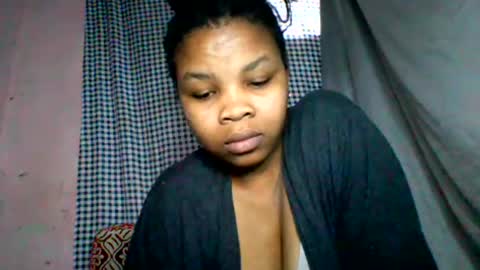 velyssa online show from August 15, 7:23 am