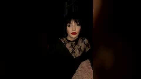 venom_goddess online show from May 14, 7:35 pm