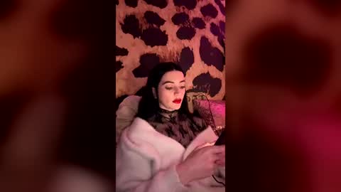 venom_goddess online show from August 23, 10:17 pm