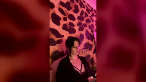 venom_goddess online show from September 10, 7:35 pm