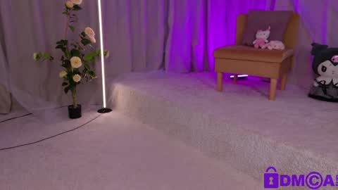 venomeowww_ online show from August 8, 6:46 am