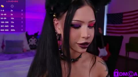 venomeowww_ online show from August 10, 4:14 am