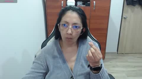 venus496613 online show from July 29, 11:23 pm