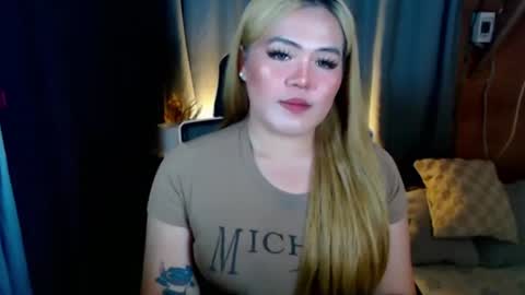 I am Colly Your mystery girl online show from August 3, 2:18 am
