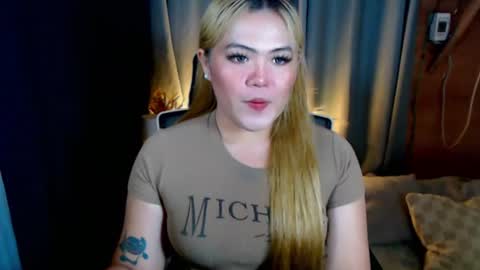 I am Colly Your mystery girl online show from August 5, 2:42 am