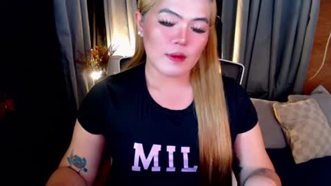 I am Colly Your mystery girl online show from August 11, 4:09 pm