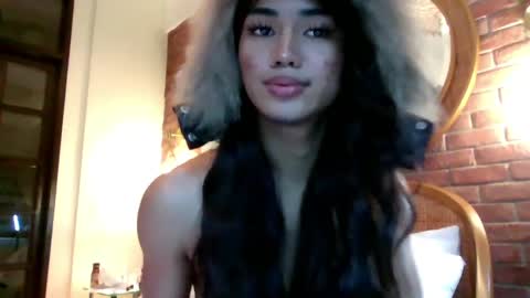 VenusDelicious online show from April 8, 3:16 am