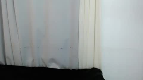 venus_mirage online show from August 5, 6:00 am