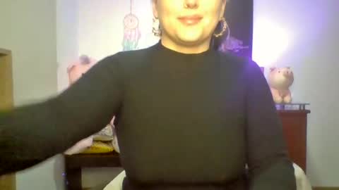 VENUSINA07 online show from August 14, 6:06 am