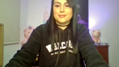 VENUSINA07 online show from August 16, 6:28 am