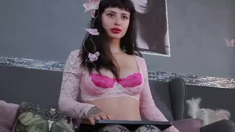 venusinylons online show from July 30, 11:17 am