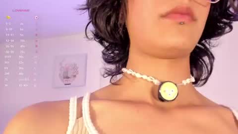    online show from August 5, 4:38 pm