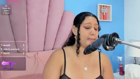 Veronica  online show from August 7, 5:57 pm